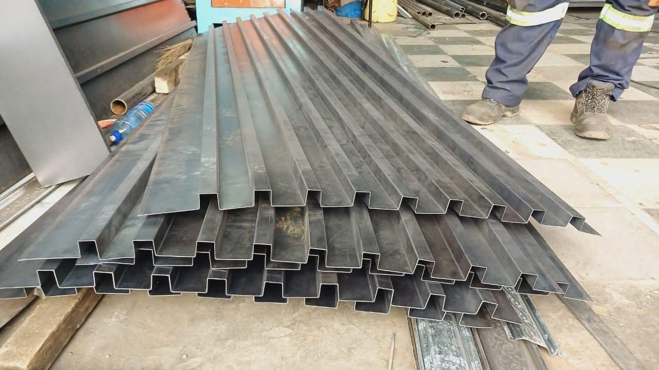 Metal gate fabrication